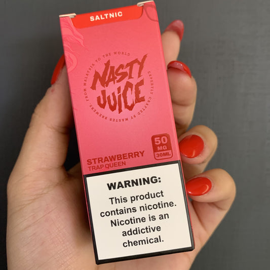 STRAWBERRY TRAPQUEEN 30ml | Sales | NASTY